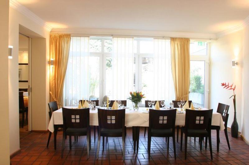 Hotel Restaurant Rothkopf Euskirchen Exterior foto
